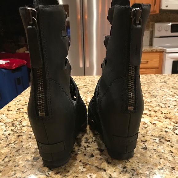 sorel joanie gladiator sandal